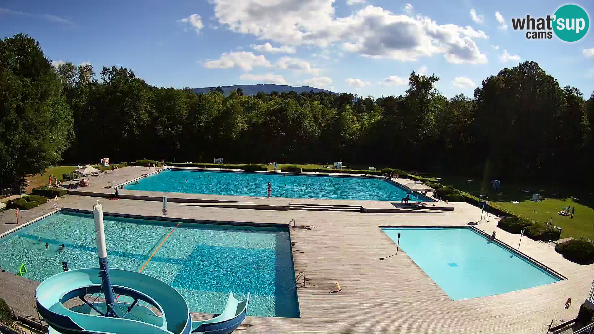 Cámara web en la piscina de la isla de Maribor