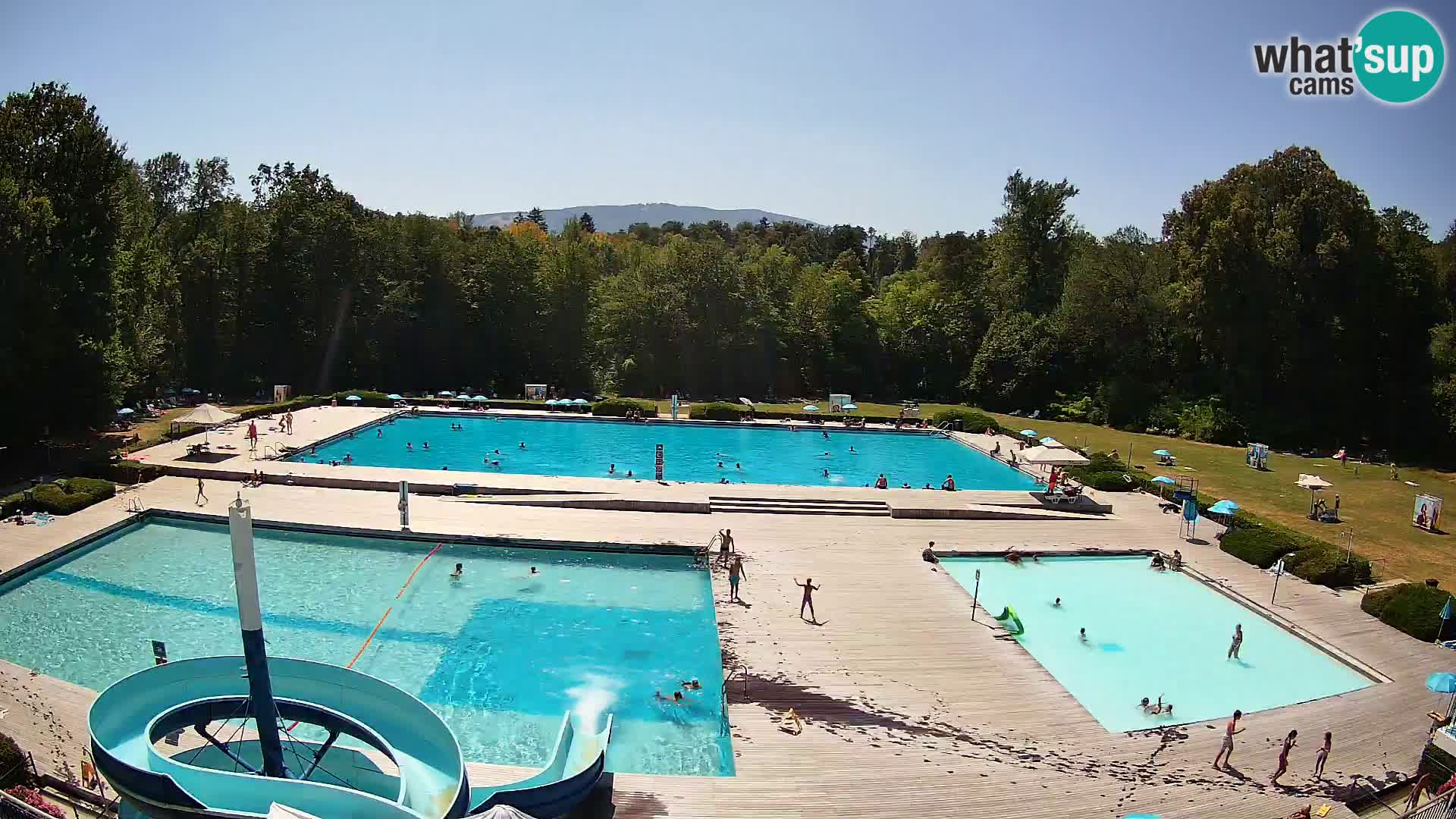 Cámara web en la piscina de la isla de Maribor