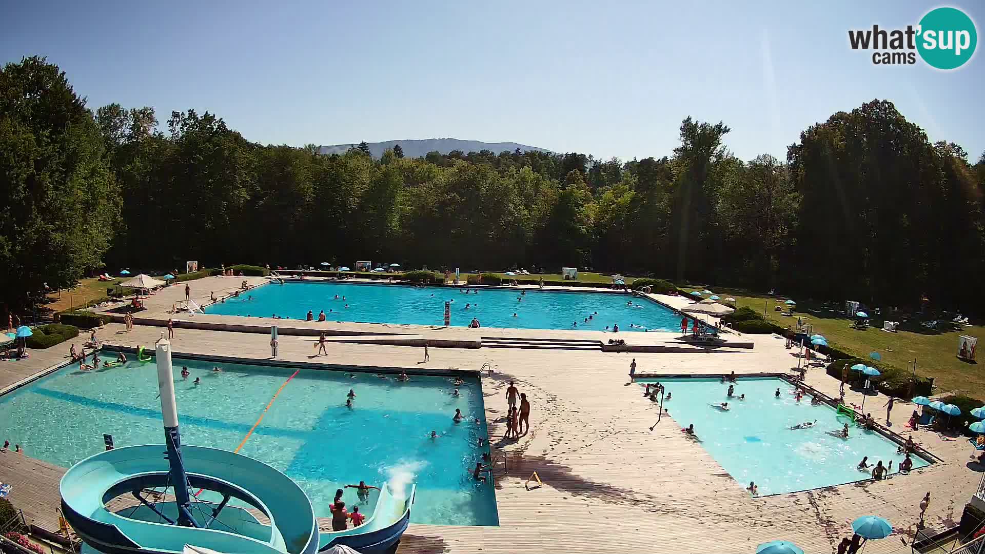 Cámara web en la piscina de la isla de Maribor