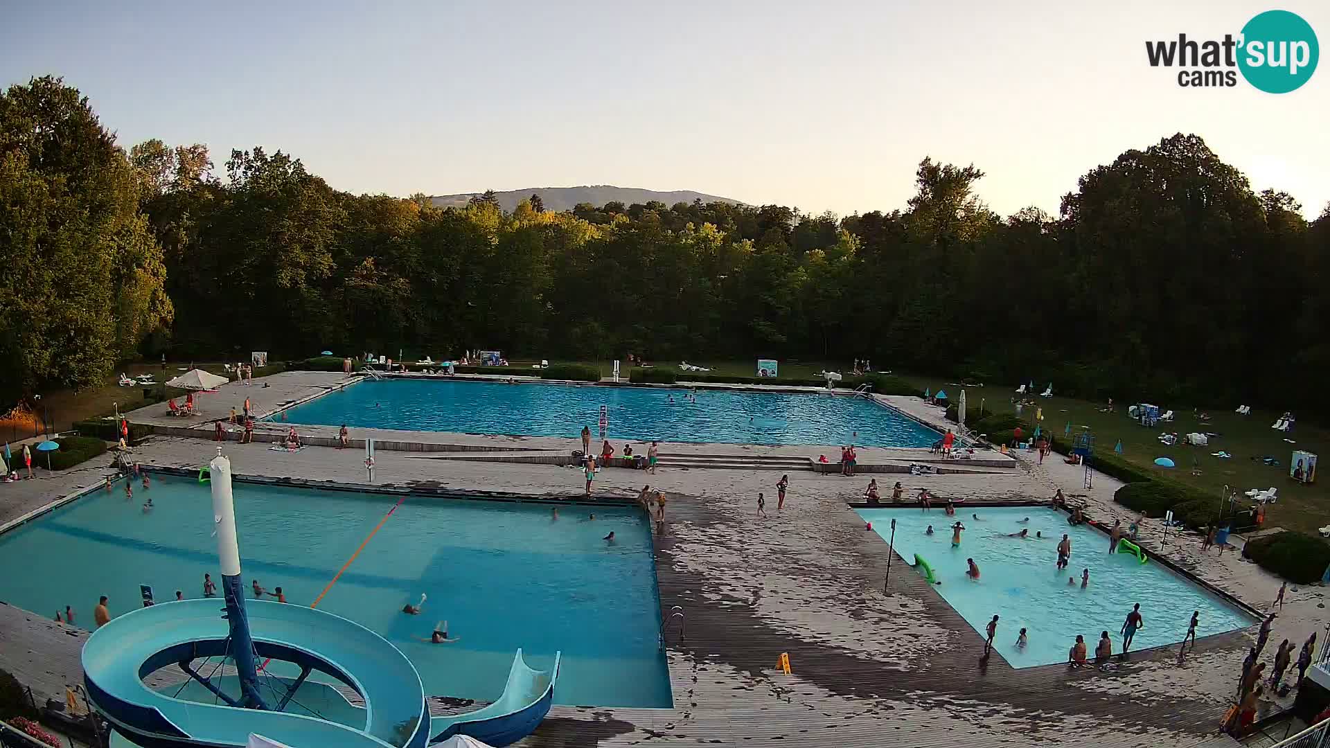 Spletna kamera Kopališče Mariborski otok