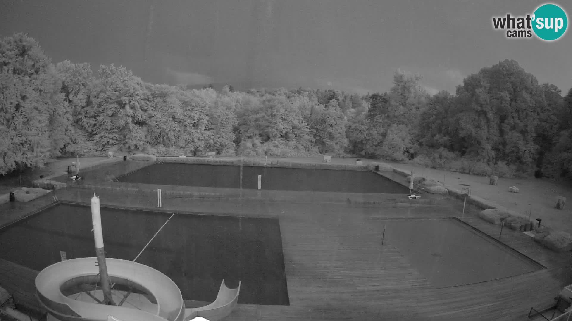 Cámara web en la piscina de la isla de Maribor