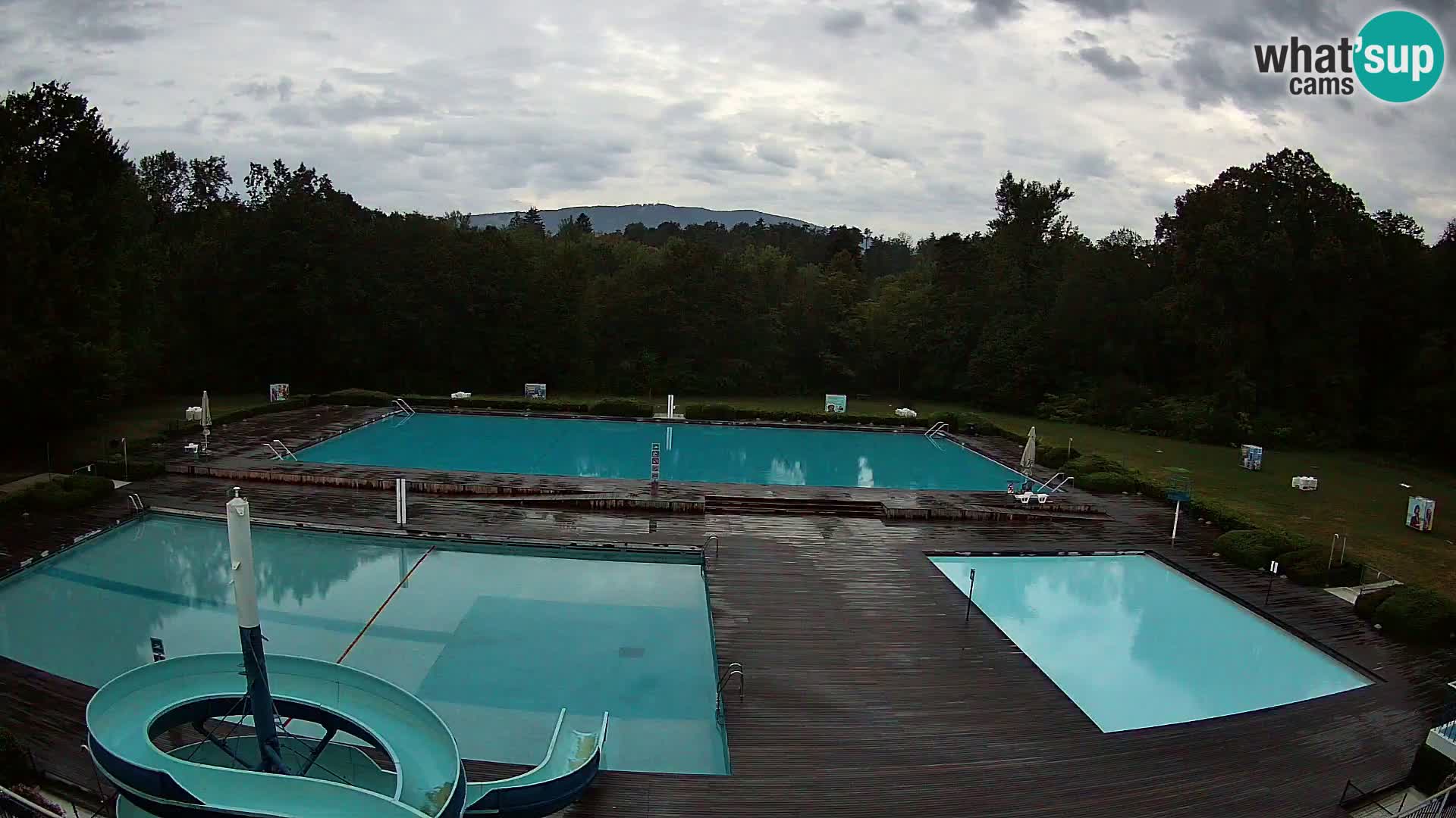 Cámara web en la piscina de la isla de Maribor