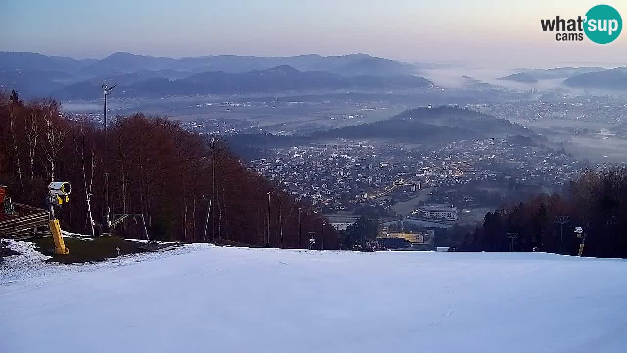 Web kamera Pohorje Trikotna Jasa | Poštela