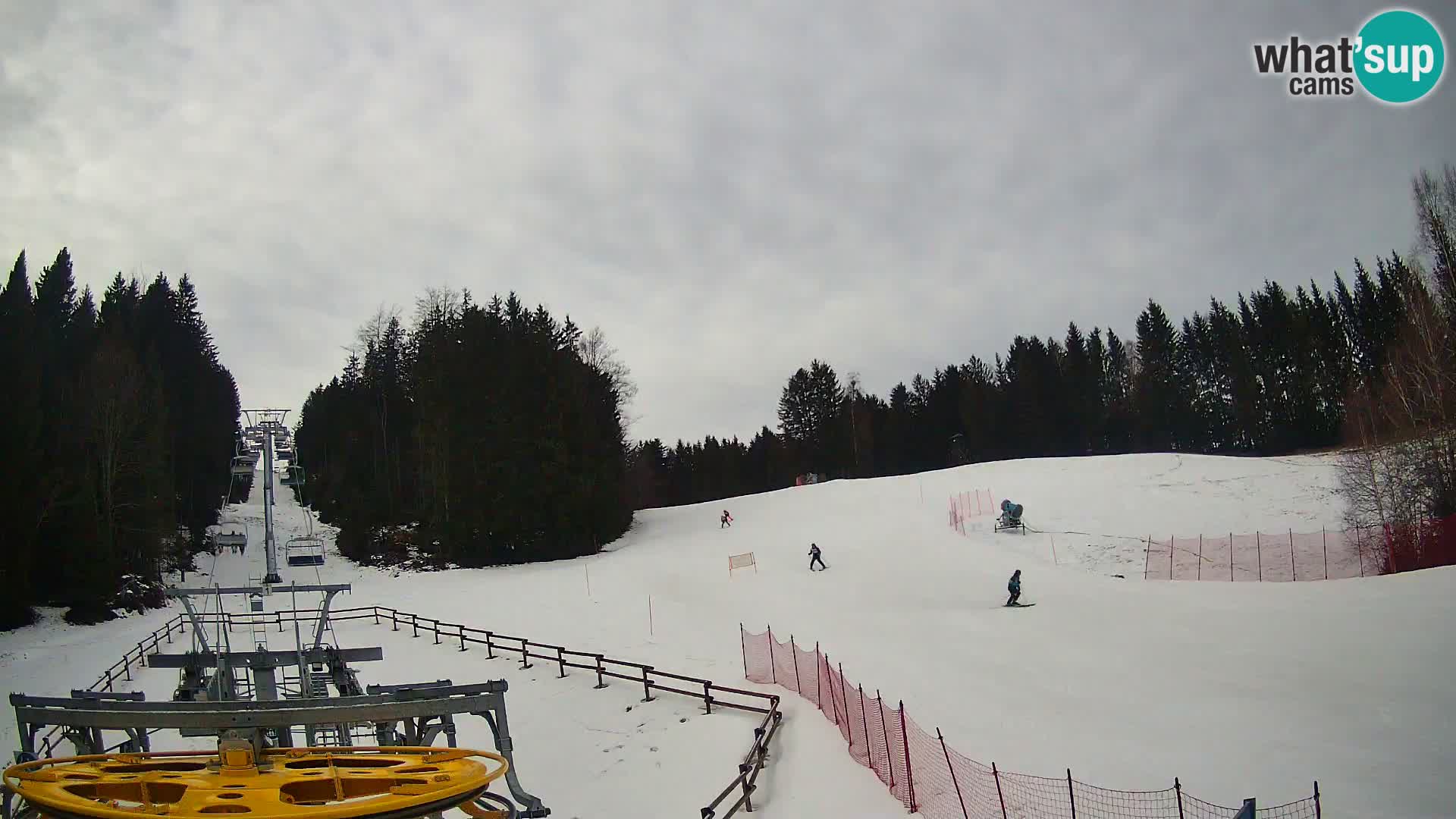 Spletna kamera Pohorje Ruška | Spodnja postaja