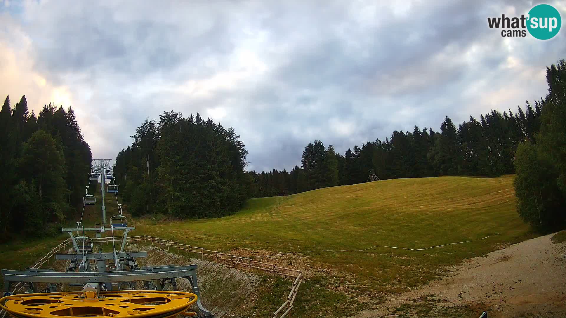 Spletna kamera Pohorje Ruška | Spodnja postaja