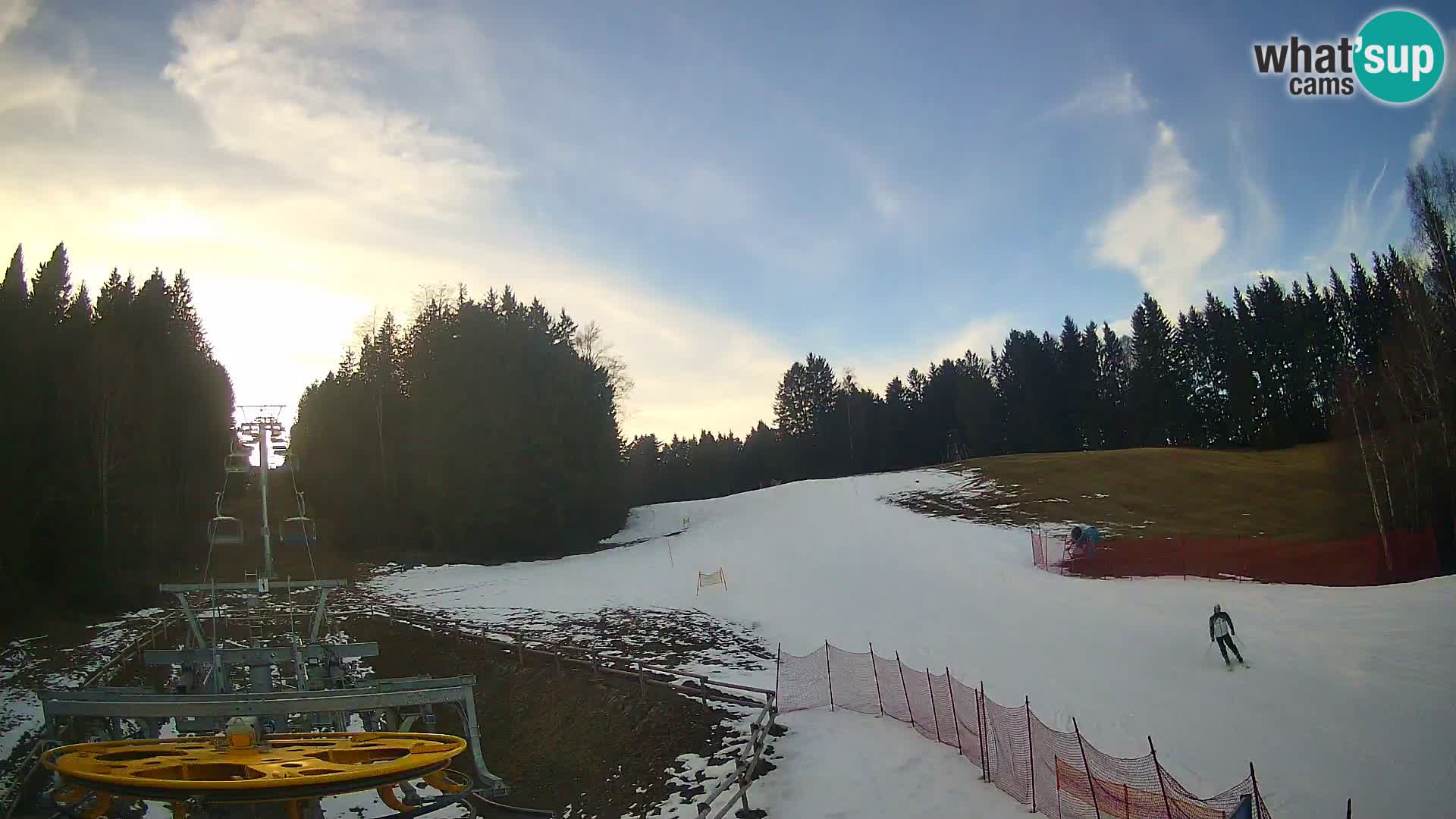 Spletna kamera Pohorje Ruška | Spodnja postaja