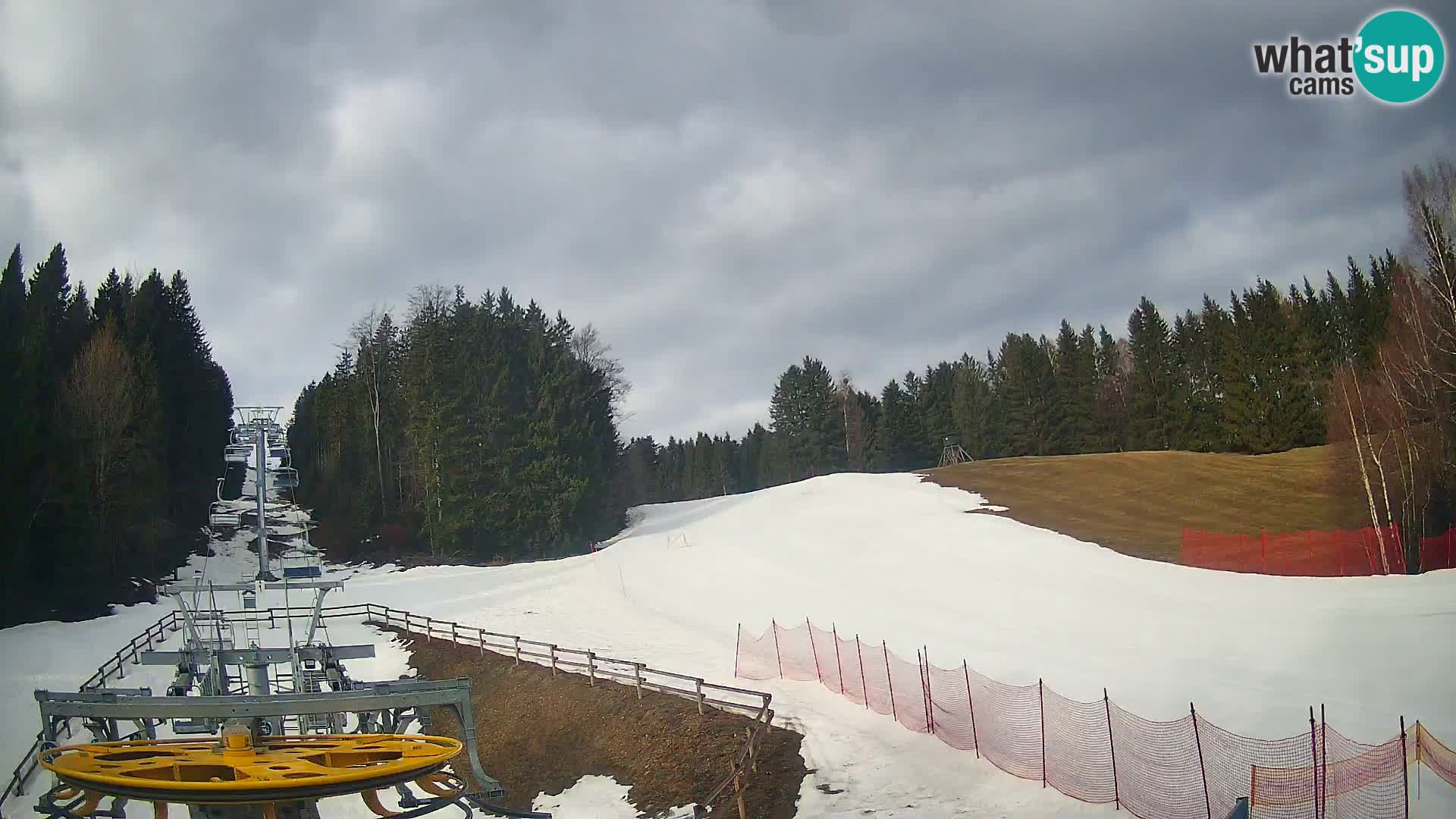 Spletna kamera Pohorje Ruška | Spodnja postaja