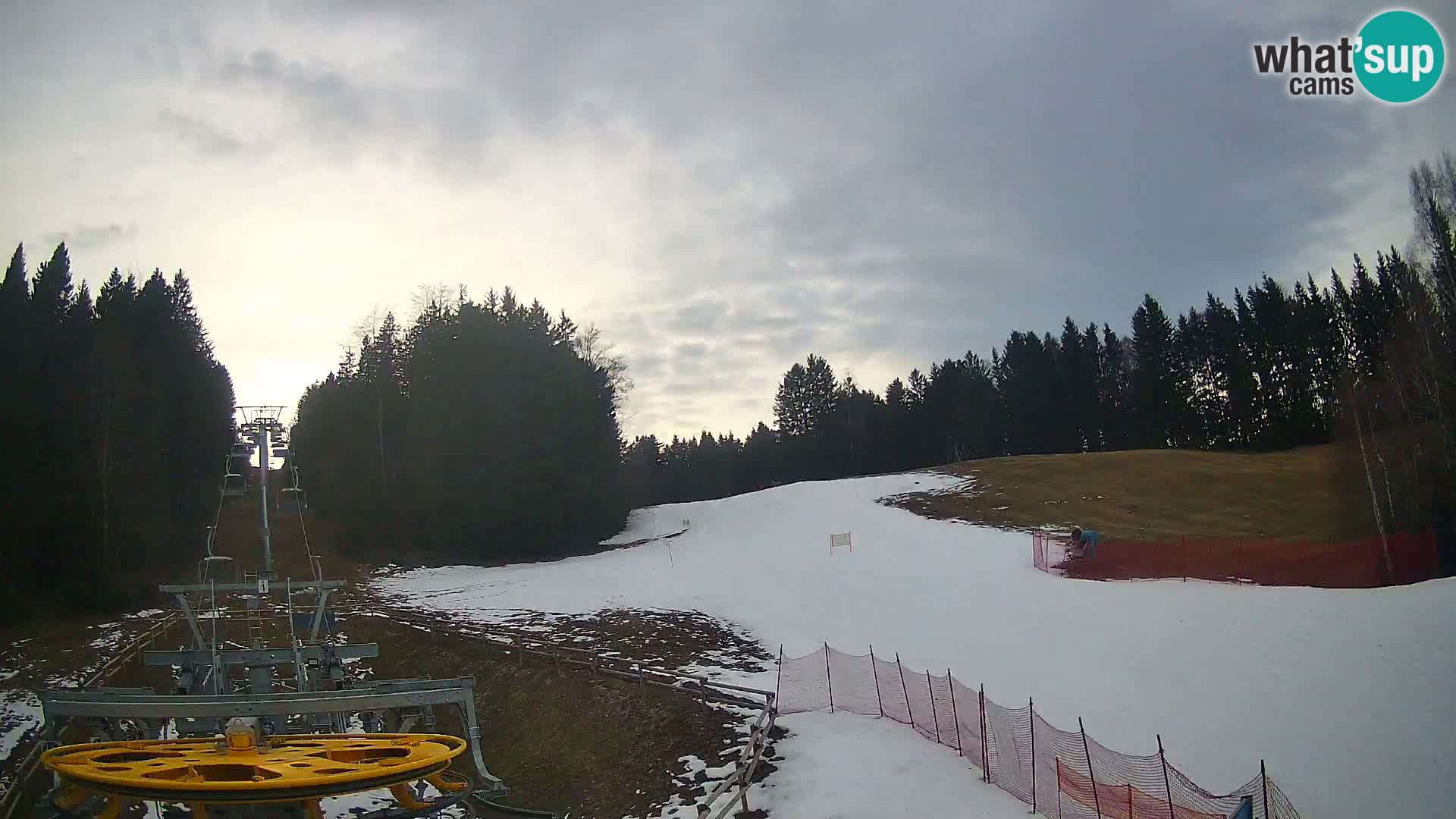 Spletna kamera Pohorje Ruška | Spodnja postaja