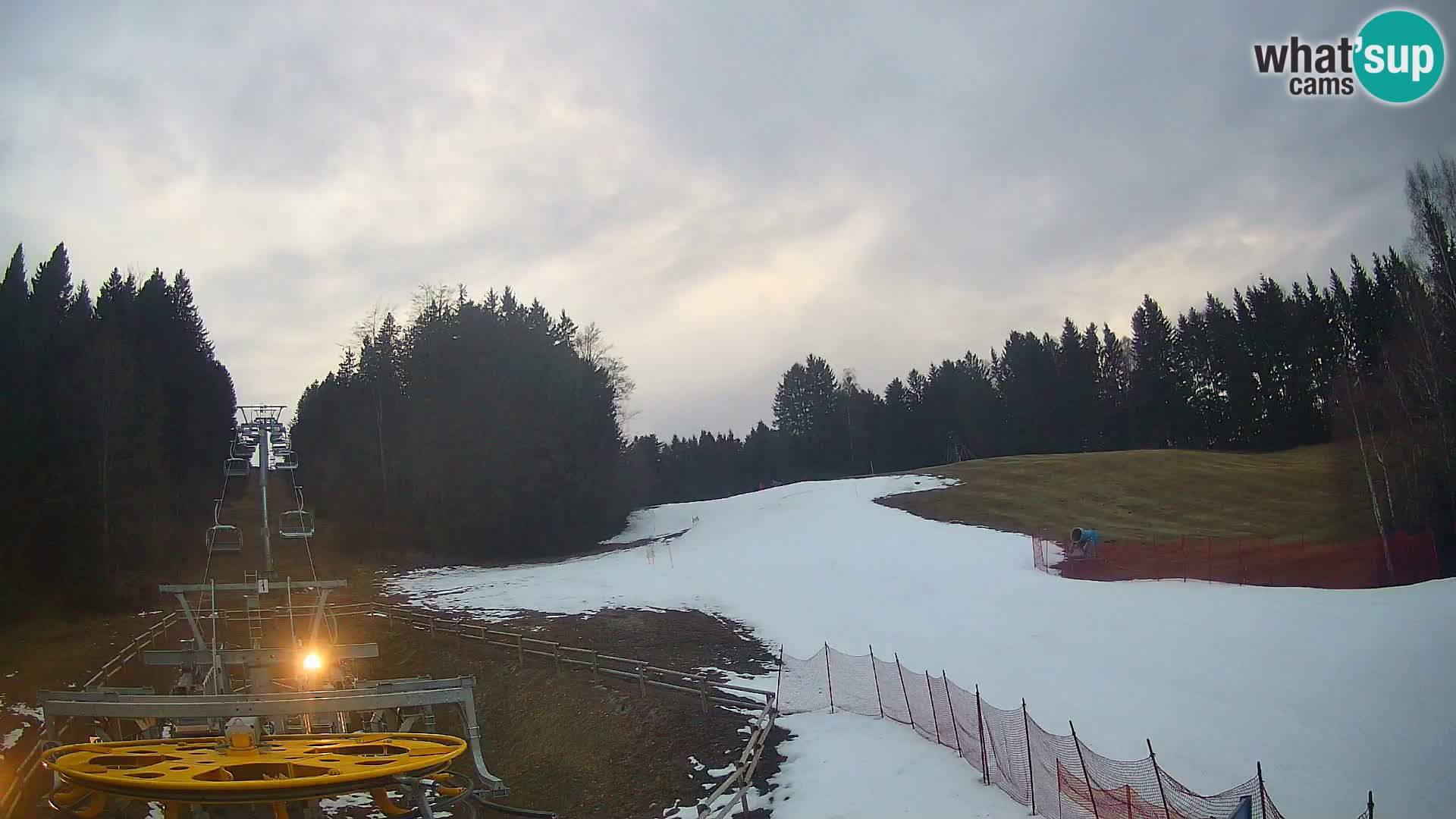 Spletna kamera Pohorje Ruška | Spodnja postaja