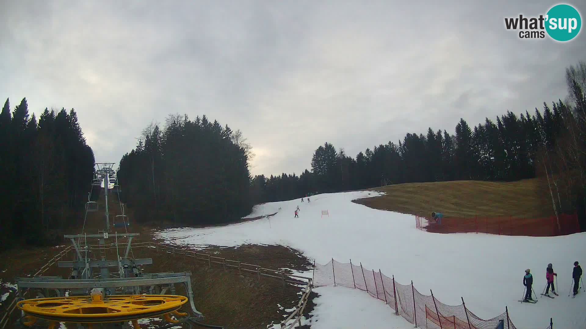 Spletna kamera Pohorje Ruška | Spodnja postaja