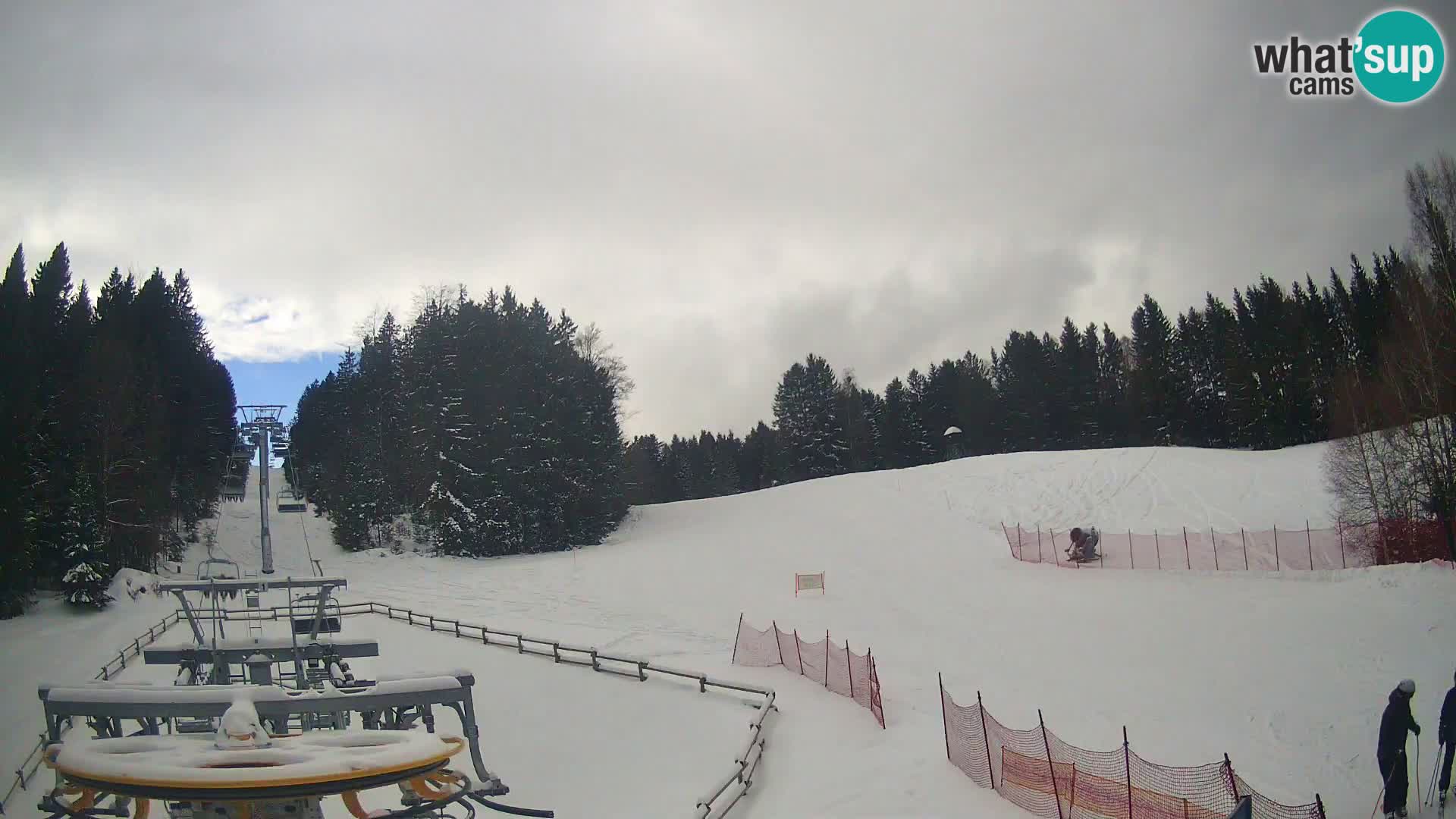 Spletna kamera Pohorje Ruška | Spodnja postaja
