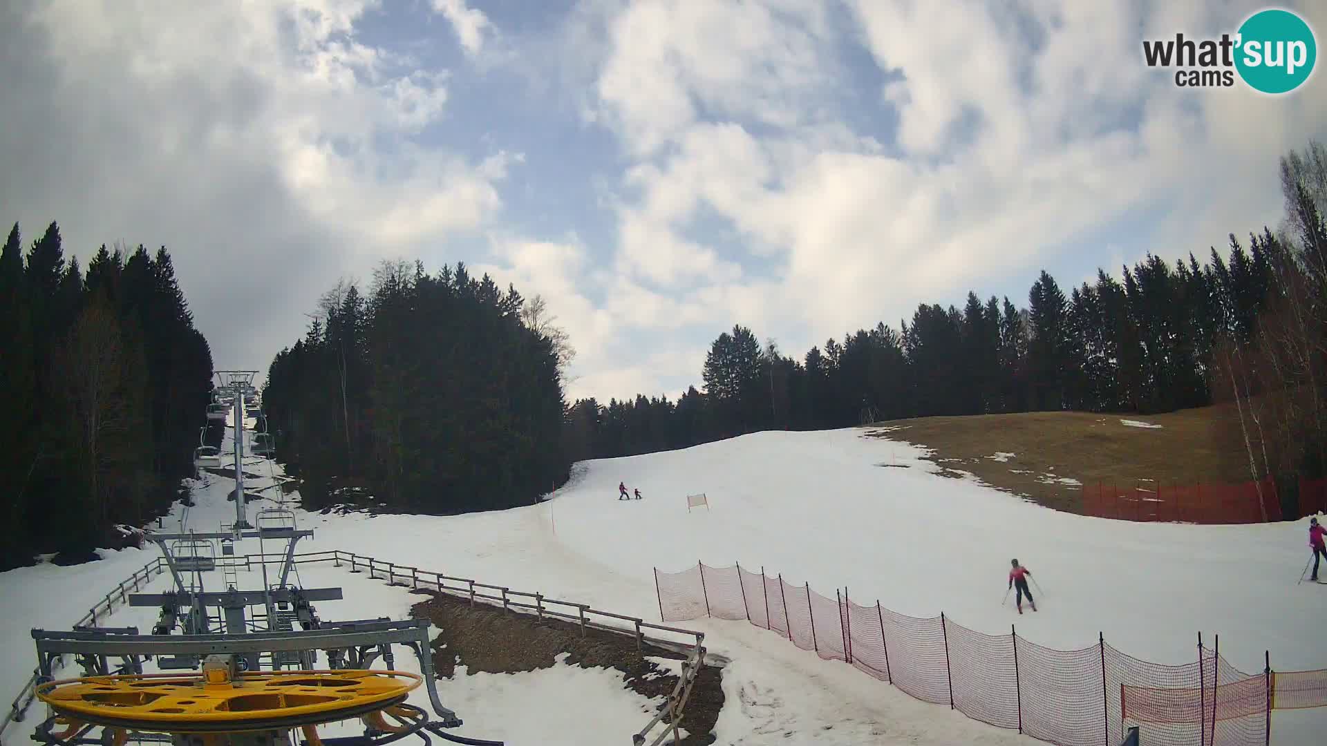 Spletna kamera Pohorje Ruška | Spodnja postaja