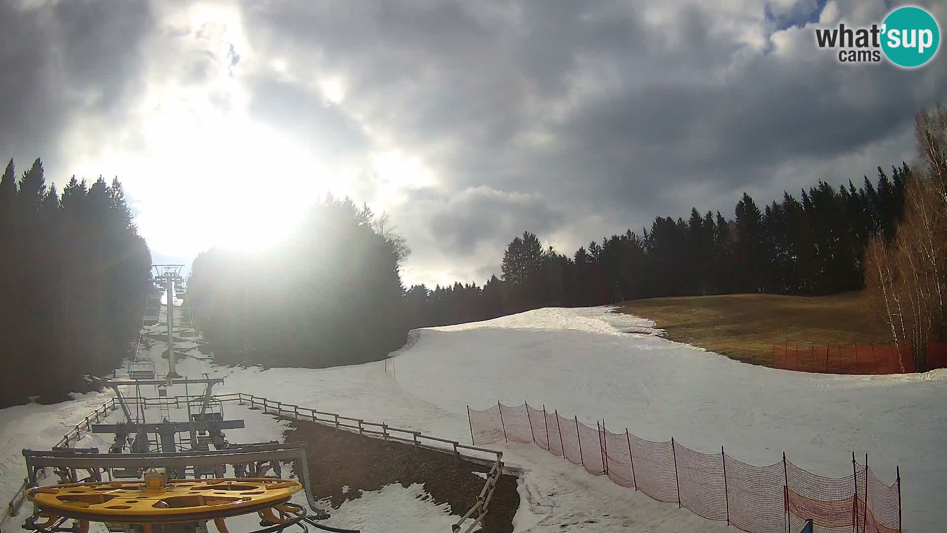 Spletna kamera Pohorje Ruška | Spodnja postaja