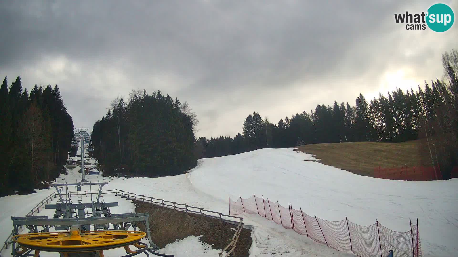 Spletna kamera Pohorje Ruška | Spodnja postaja