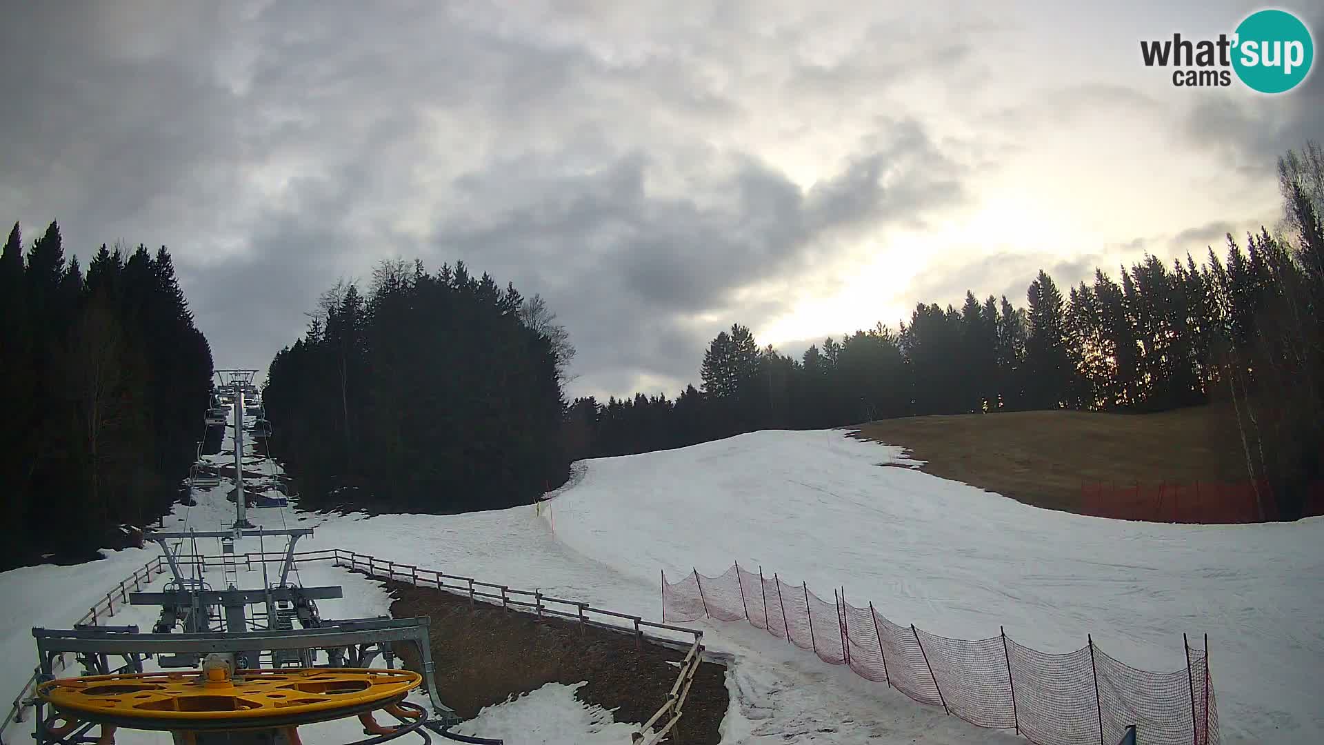 Spletna kamera Pohorje Ruška | Spodnja postaja