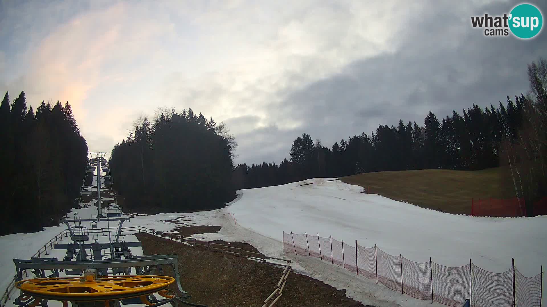 Spletna kamera Pohorje Ruška | Spodnja postaja