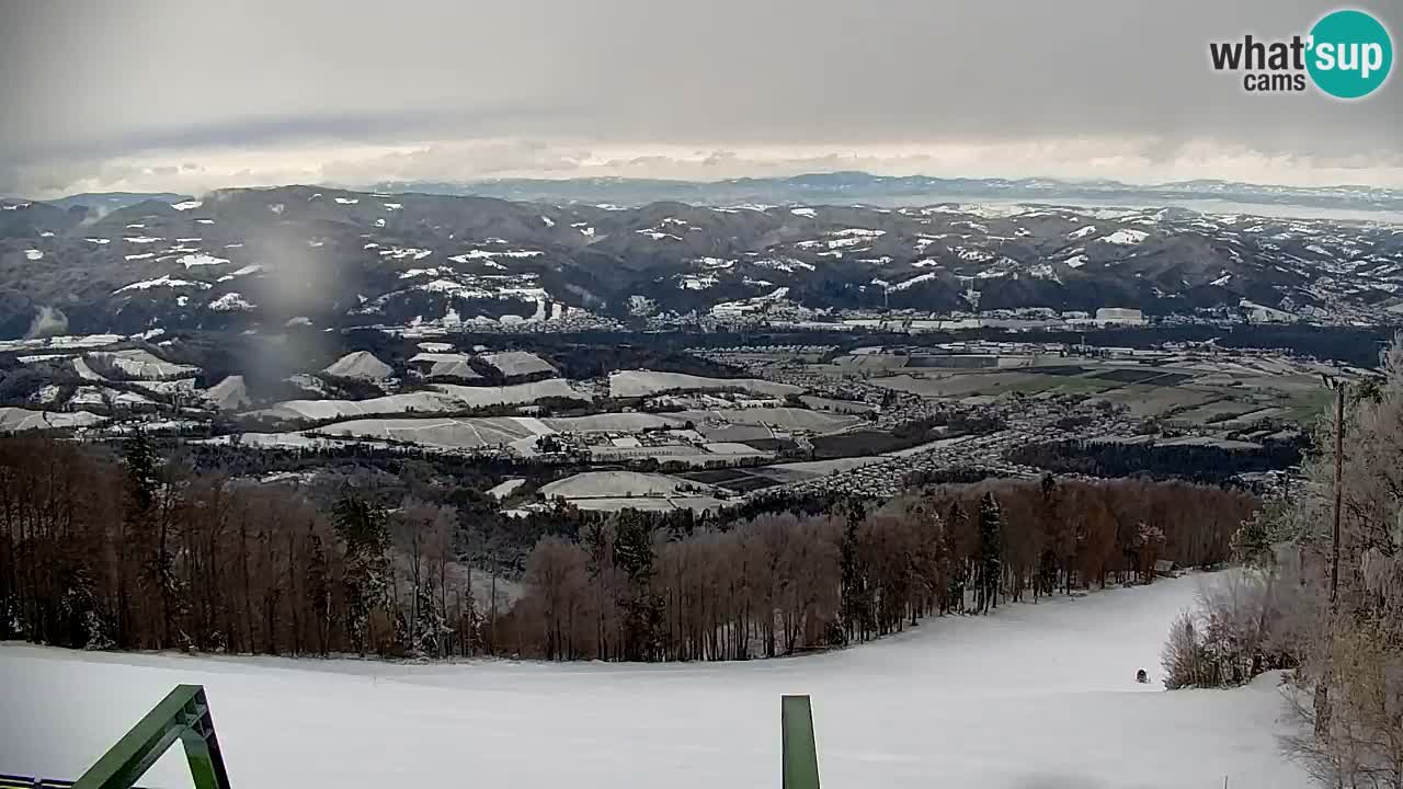 Pohorje spletna kamera | Spodnja postaja Sleme