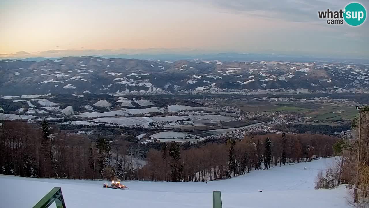 Pohorje spletna kamera | Spodnja postaja Sleme