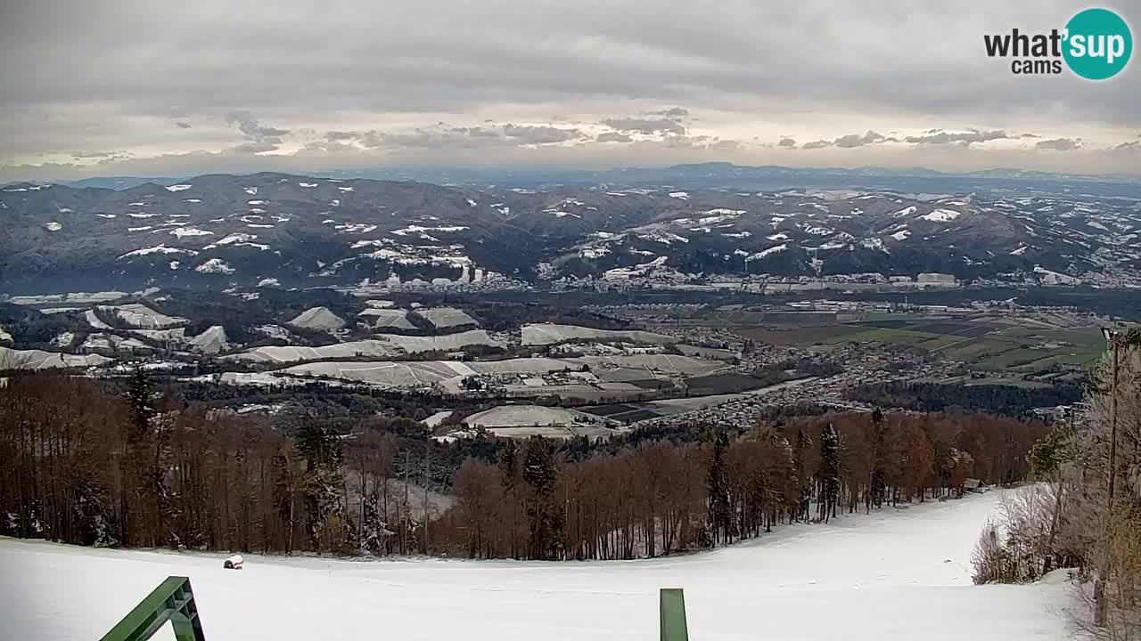 Pohorje spletna kamera | Spodnja postaja Sleme