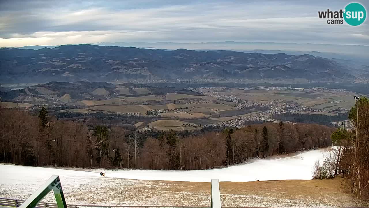 Pohorje spletna kamera | Spodnja postaja Sleme