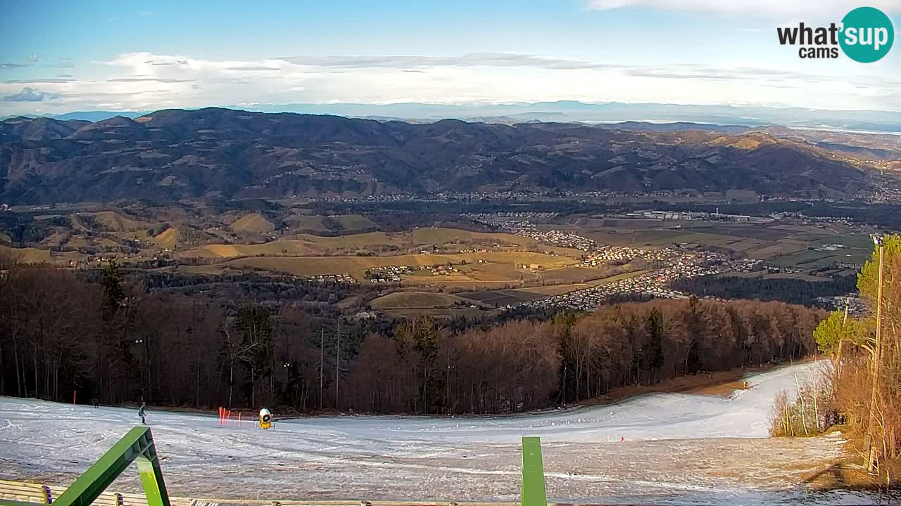 Pohorje spletna kamera | Spodnja postaja Sleme