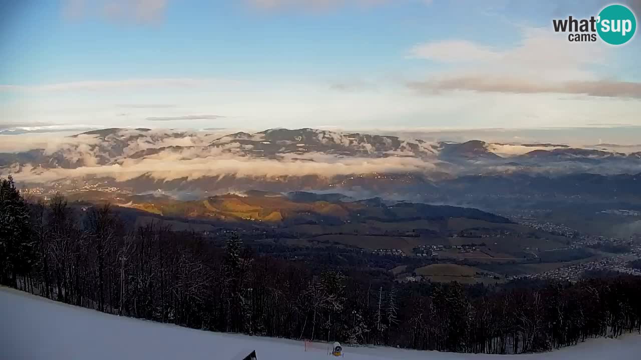 Pohorje spletna kamera | Spodnja postaja Sleme