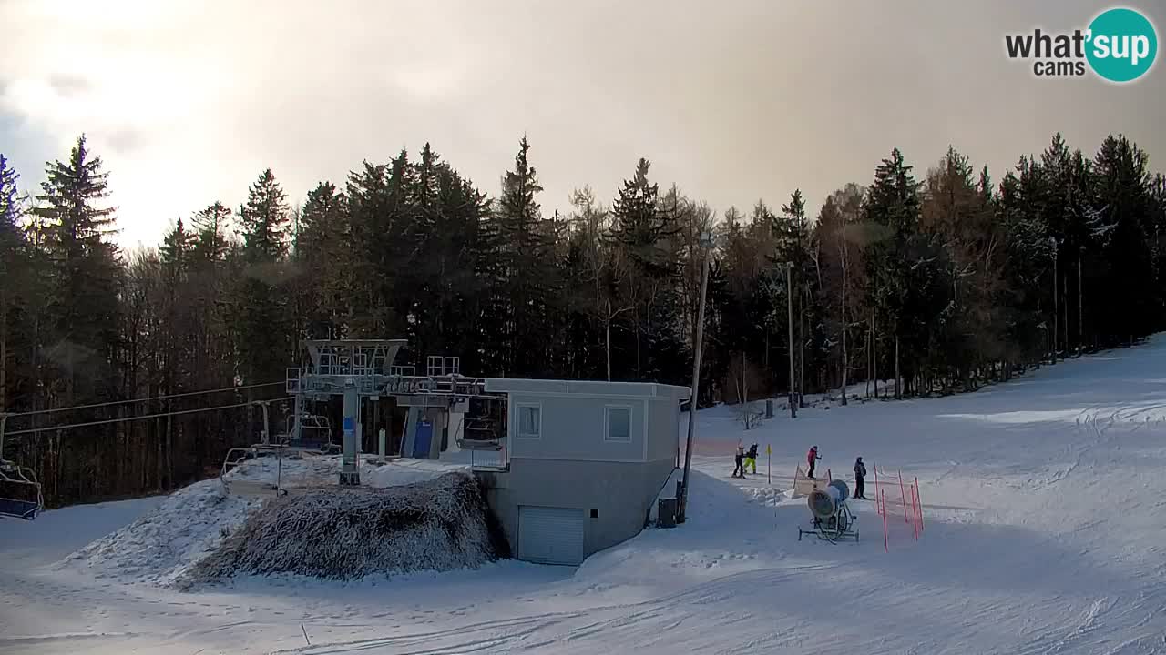 Pohorje spletna kamera | Spodnja postaja Sleme