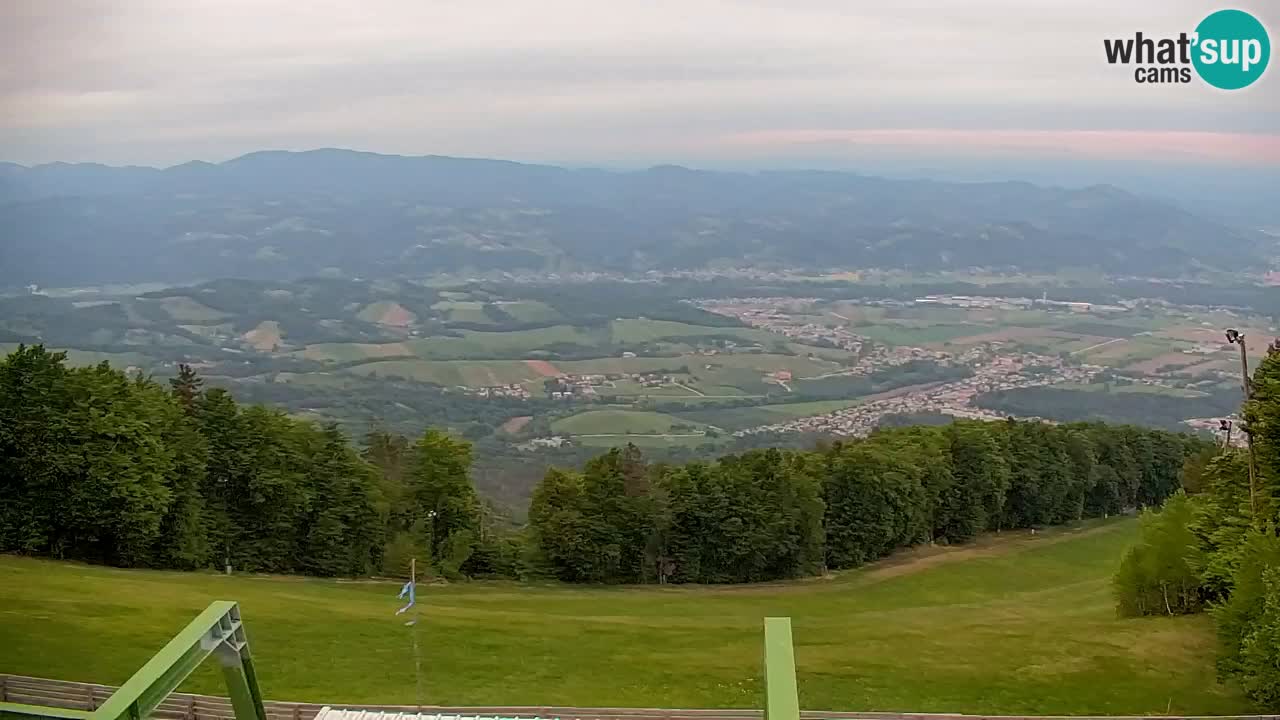 Pohorje spletna kamera | Spodnja postaja Sleme