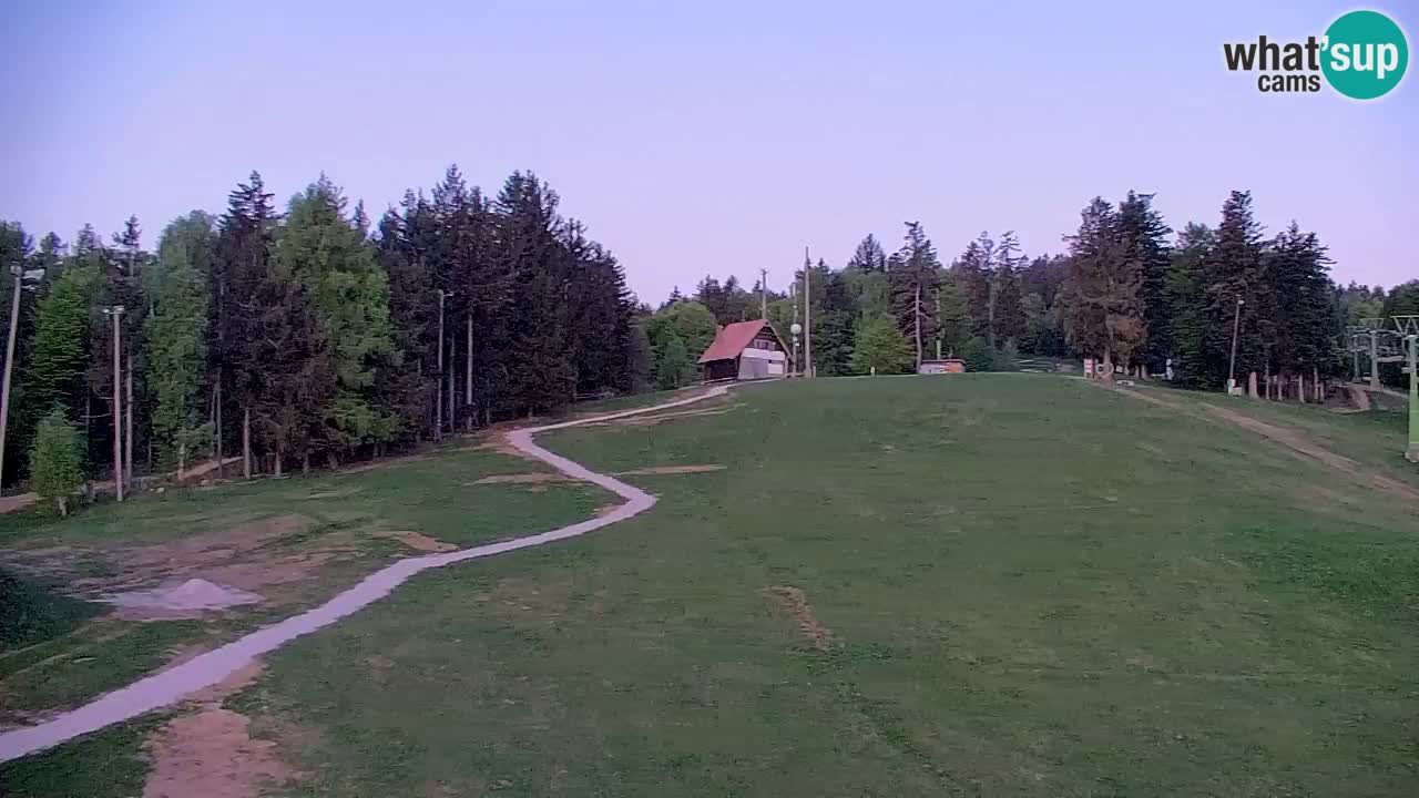 Pohorje spletna kamera | Spodnja postaja Sleme