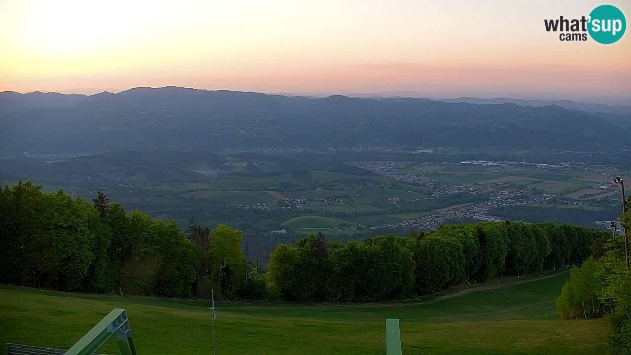 Pohorje spletna kamera | Spodnja postaja Sleme