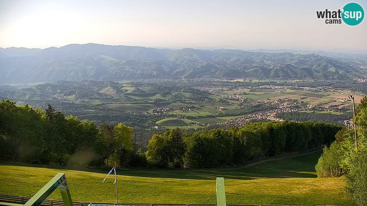 Pohorje spletna kamera | Spodnja postaja Sleme