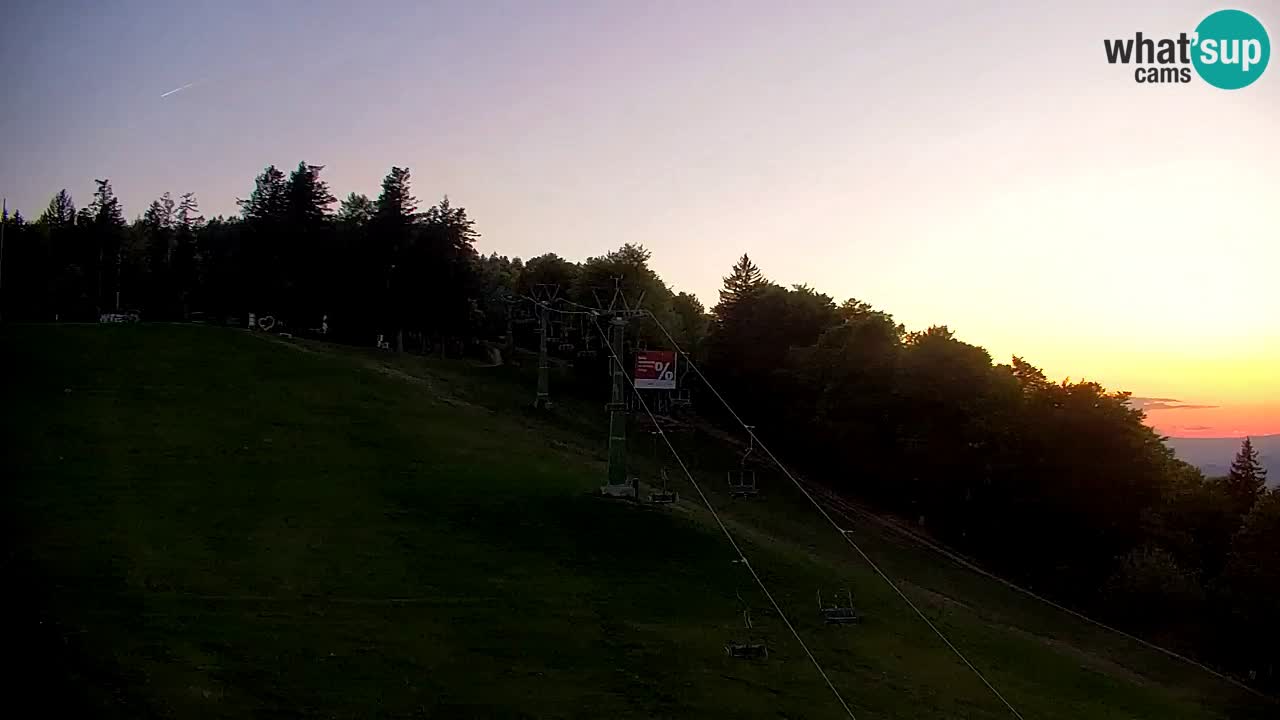 Pohorje spletna kamera | Spodnja postaja Sleme