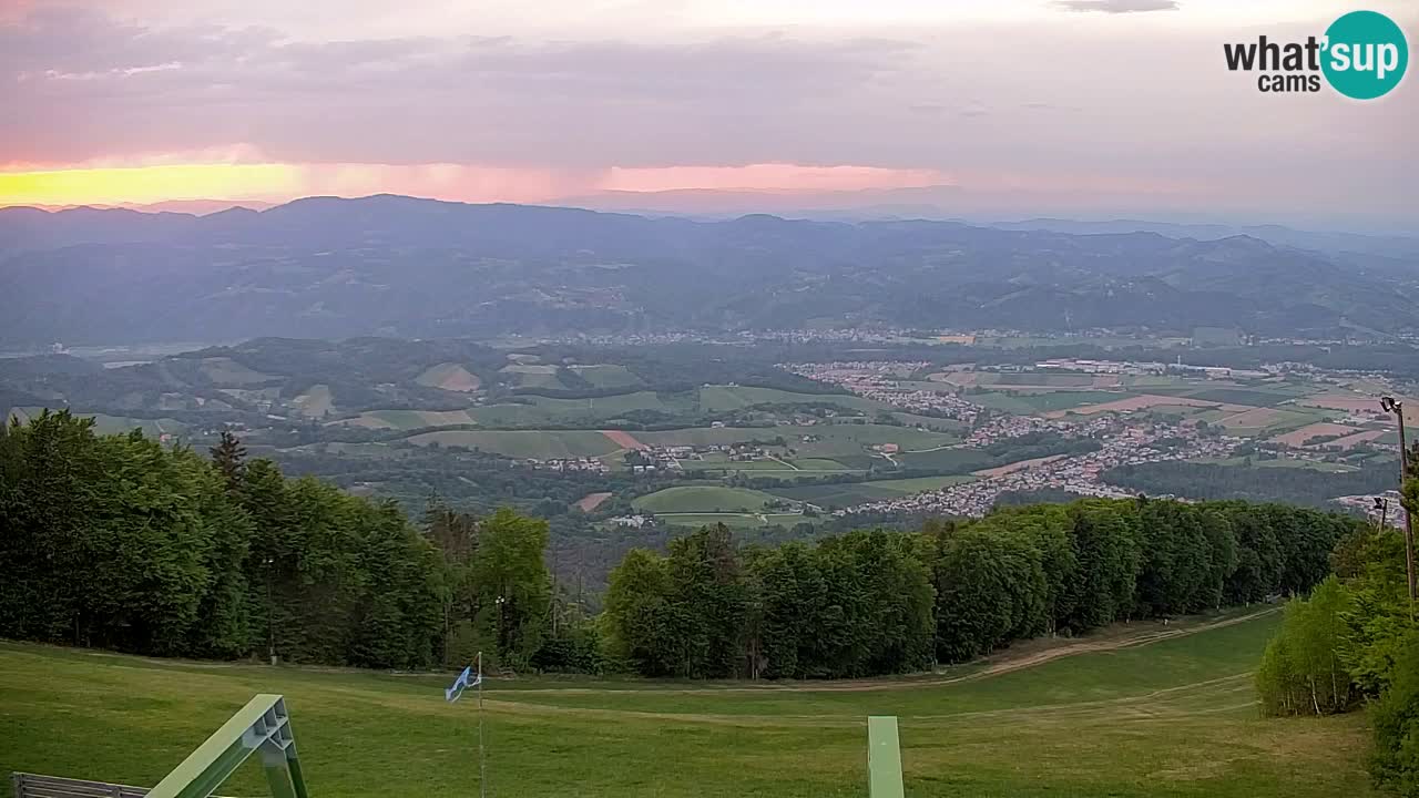 Pohorje spletna kamera | Spodnja postaja Sleme