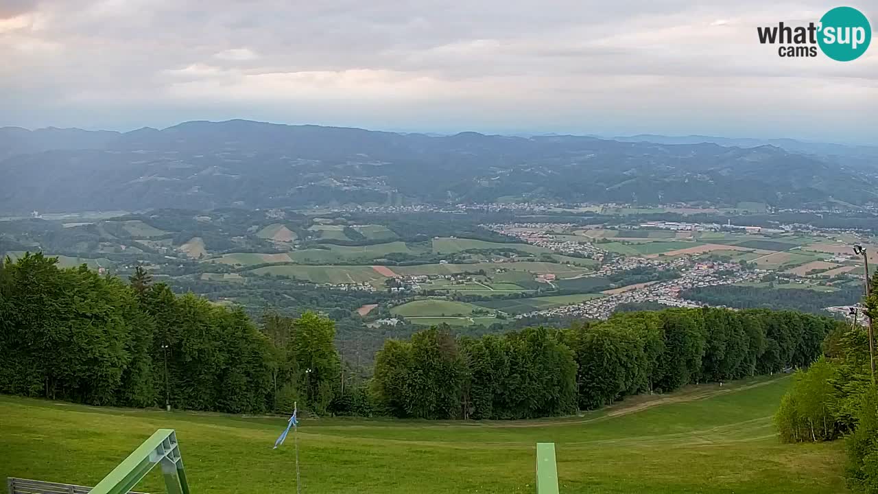 Pohorje spletna kamera | Spodnja postaja Sleme