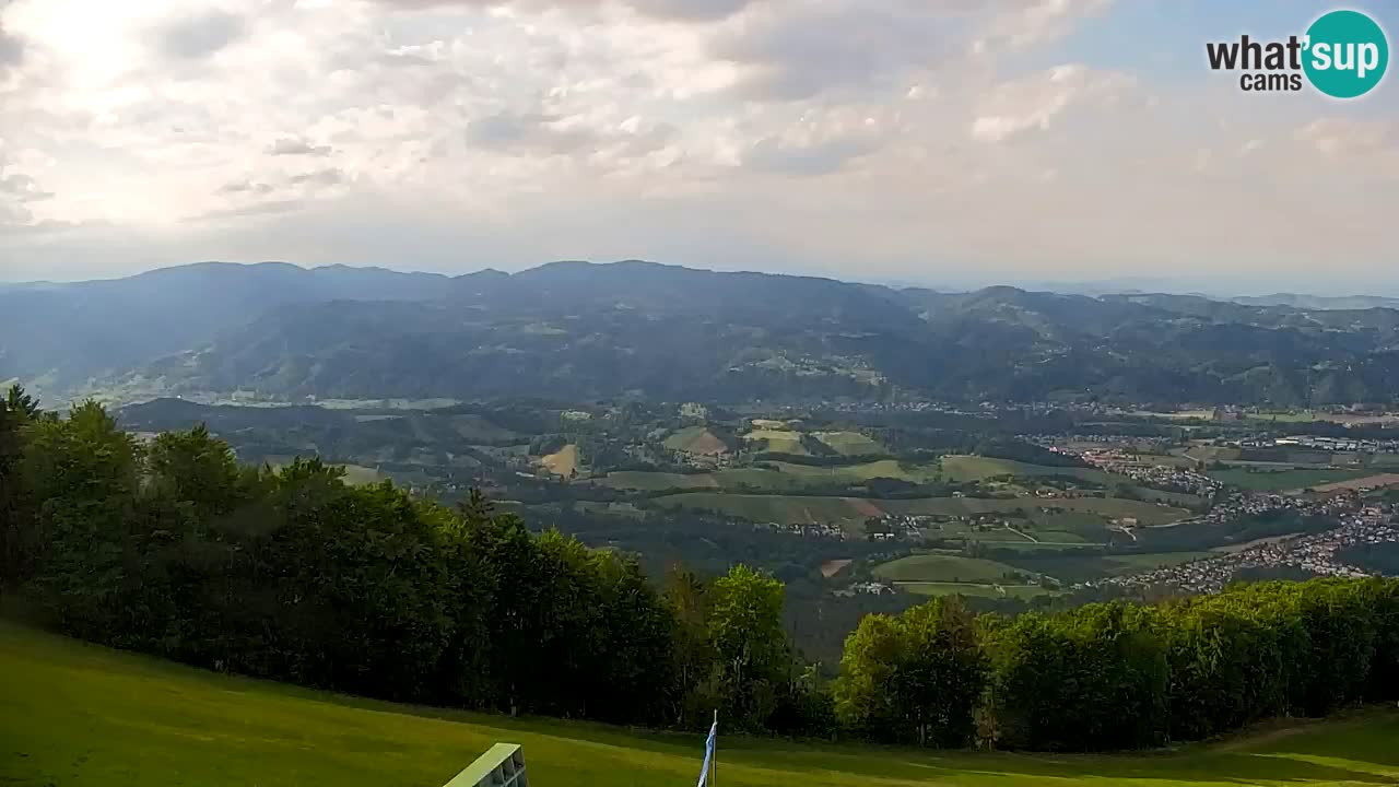 Pohorje spletna kamera | Spodnja postaja Sleme