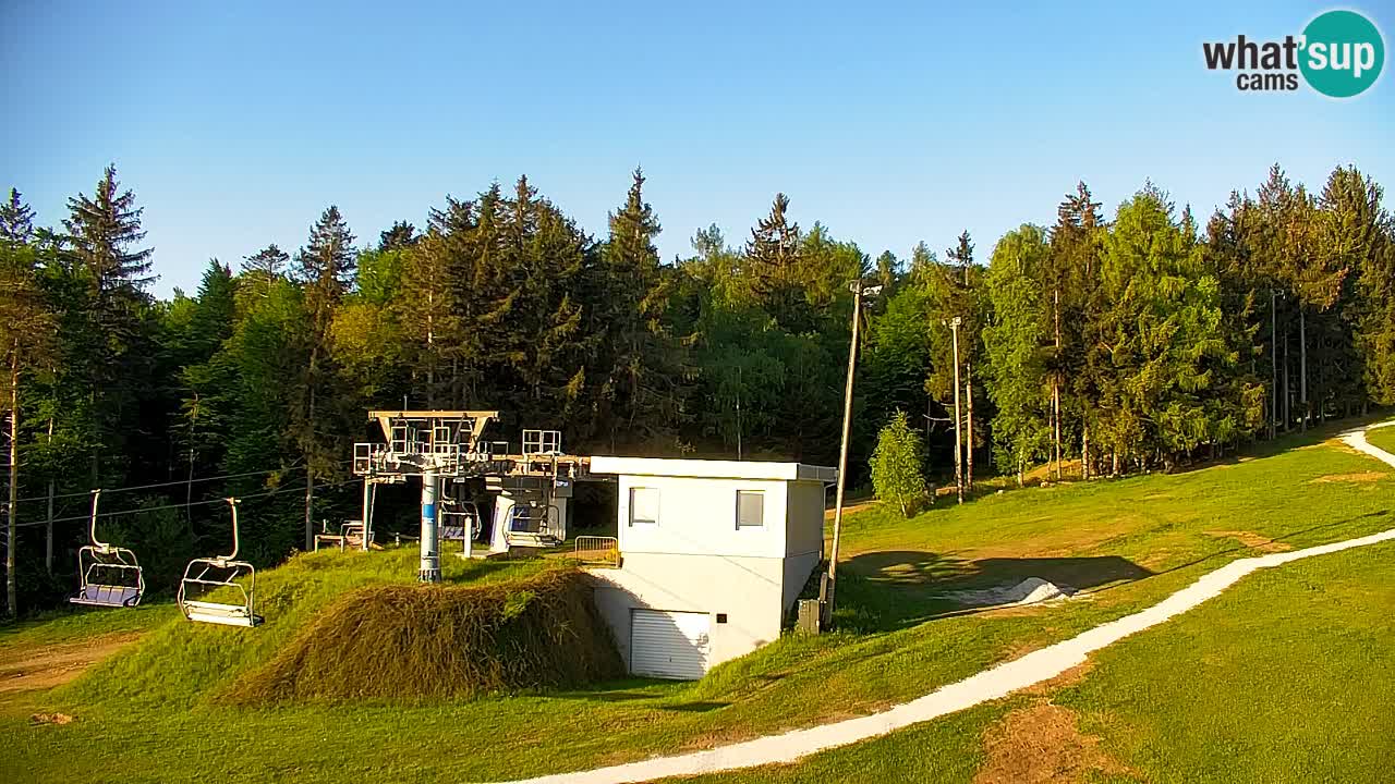 Pohorje spletna kamera | Spodnja postaja Sleme