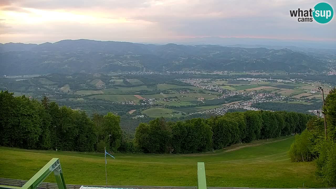 Pohorje spletna kamera | Spodnja postaja Sleme