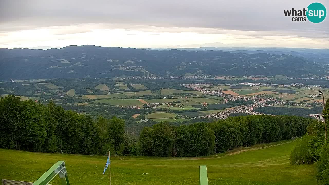 Pohorje spletna kamera | Spodnja postaja Sleme