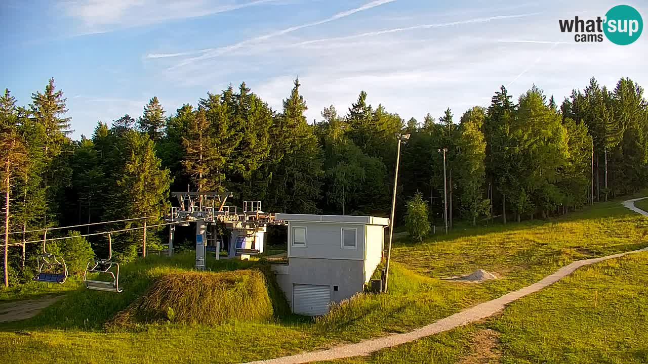 Pohorje spletna kamera | Spodnja postaja Sleme