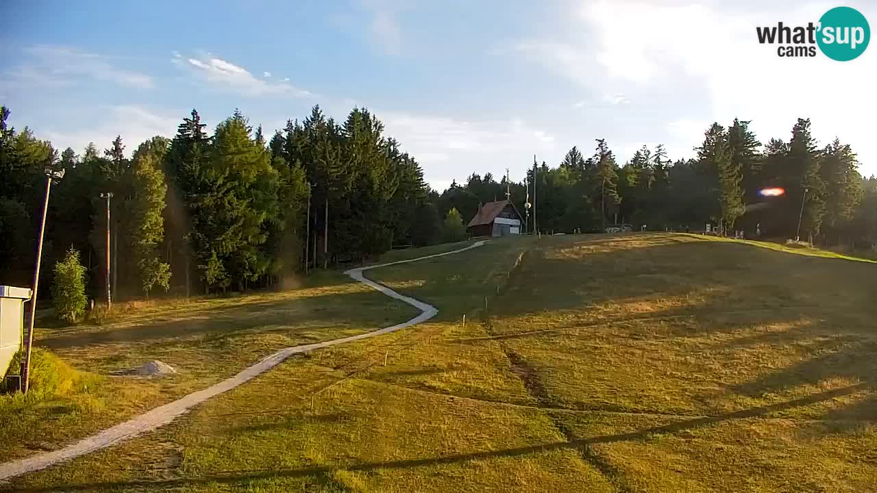 Pohorje spletna kamera | Spodnja postaja Sleme