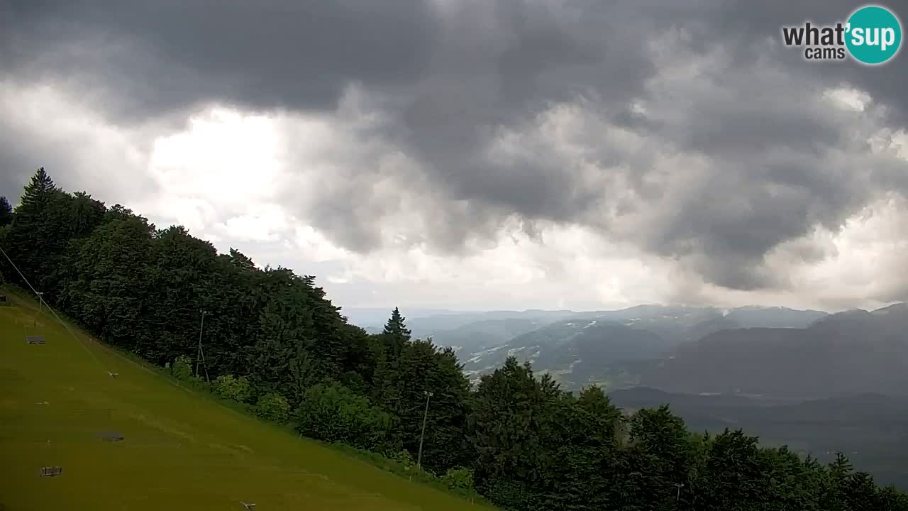 Pohorje spletna kamera | Spodnja postaja Sleme