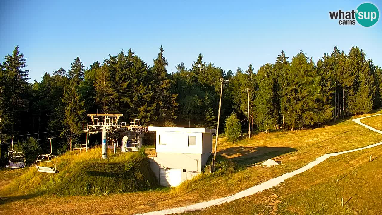 Pohorje spletna kamera | Spodnja postaja Sleme