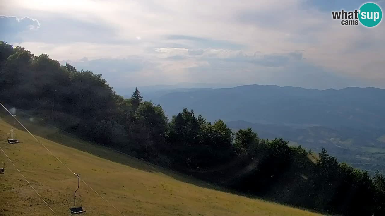 Pohorje spletna kamera | Spodnja postaja Sleme