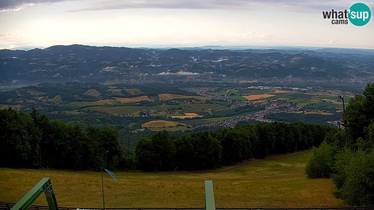 Pohorje spletna kamera | Spodnja postaja Sleme