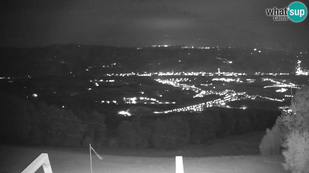 Pohorje spletna kamera | Spodnja postaja Sleme