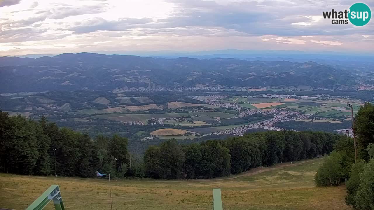 Pohorje spletna kamera | Spodnja postaja Sleme