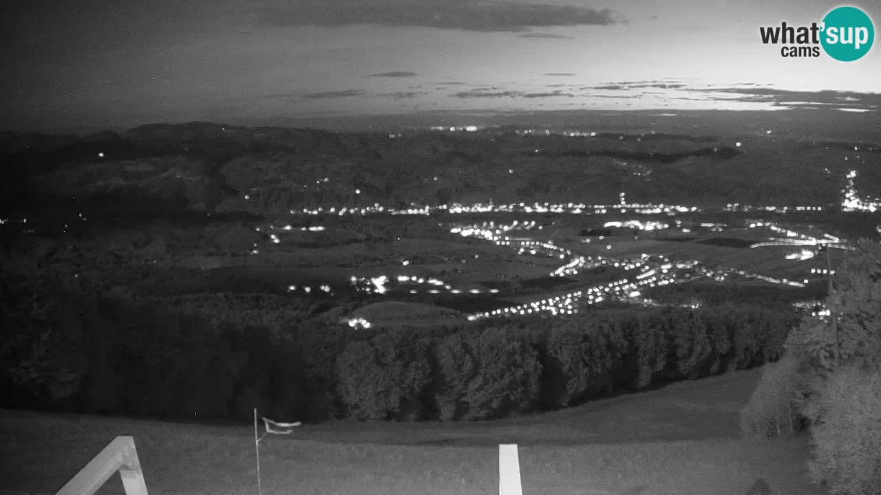 Pohorje spletna kamera | Spodnja postaja Sleme