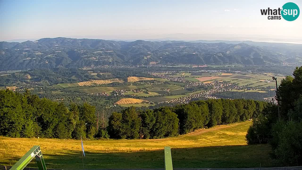Pohorje spletna kamera | Spodnja postaja Sleme