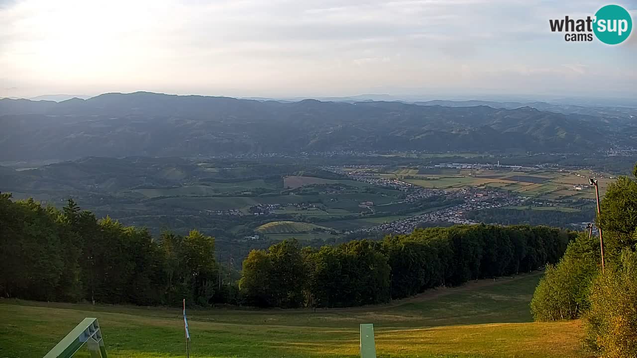 Pohorje spletna kamera | Spodnja postaja Sleme
