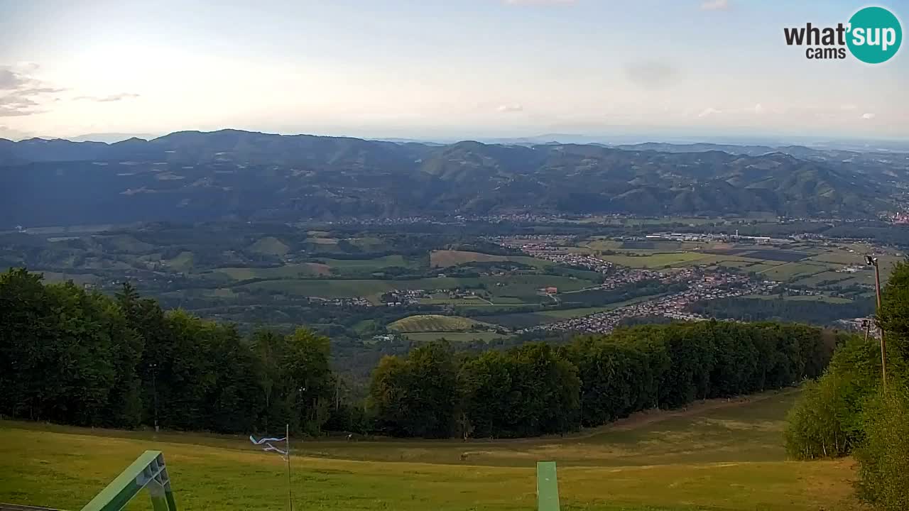 Pohorje spletna kamera | Spodnja postaja Sleme